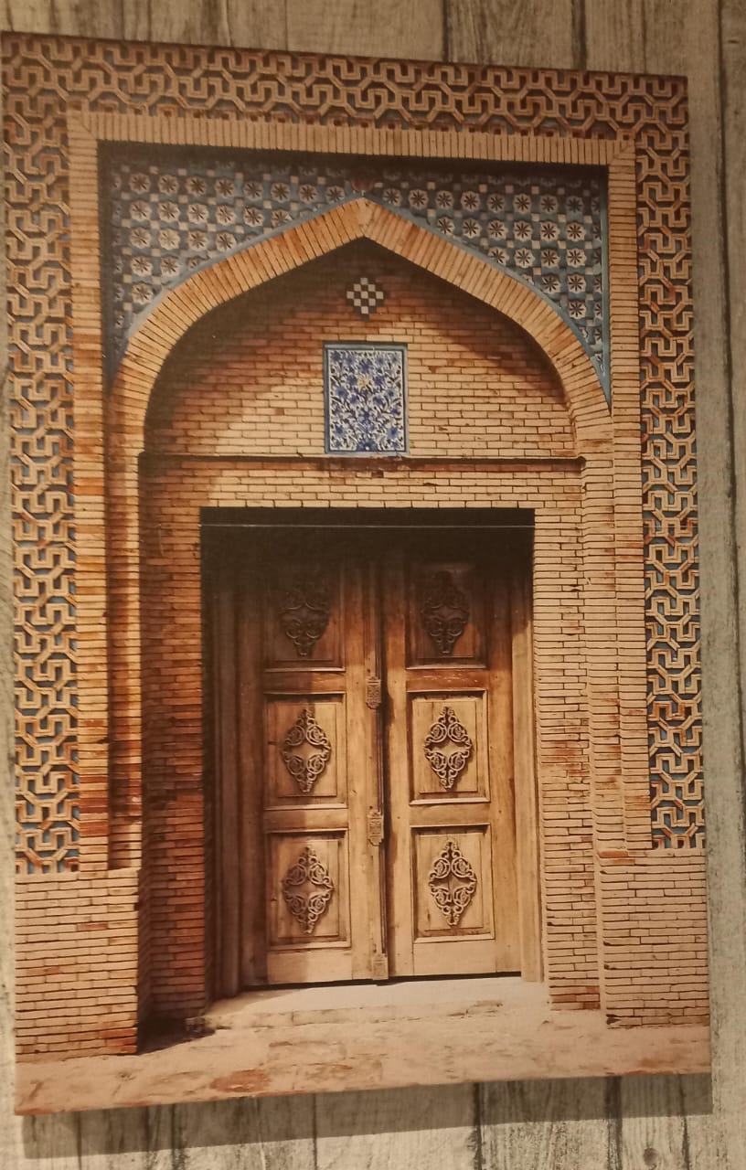 Porte Traditionnelle en Zellige – Héritage Marocain Intemporel