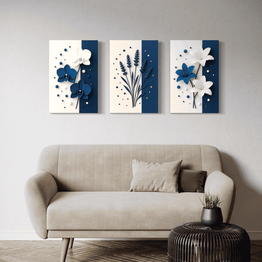 Triptyque Floral Bleu Élégance – Fleurs en relief pour une déco raffinée